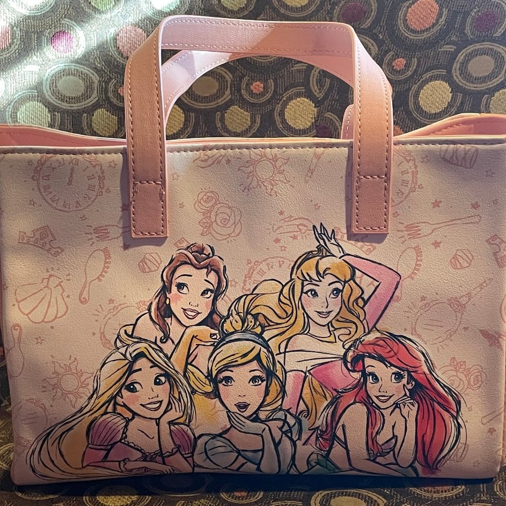 Disney *NEW with Tags* Princess Longefly Purse